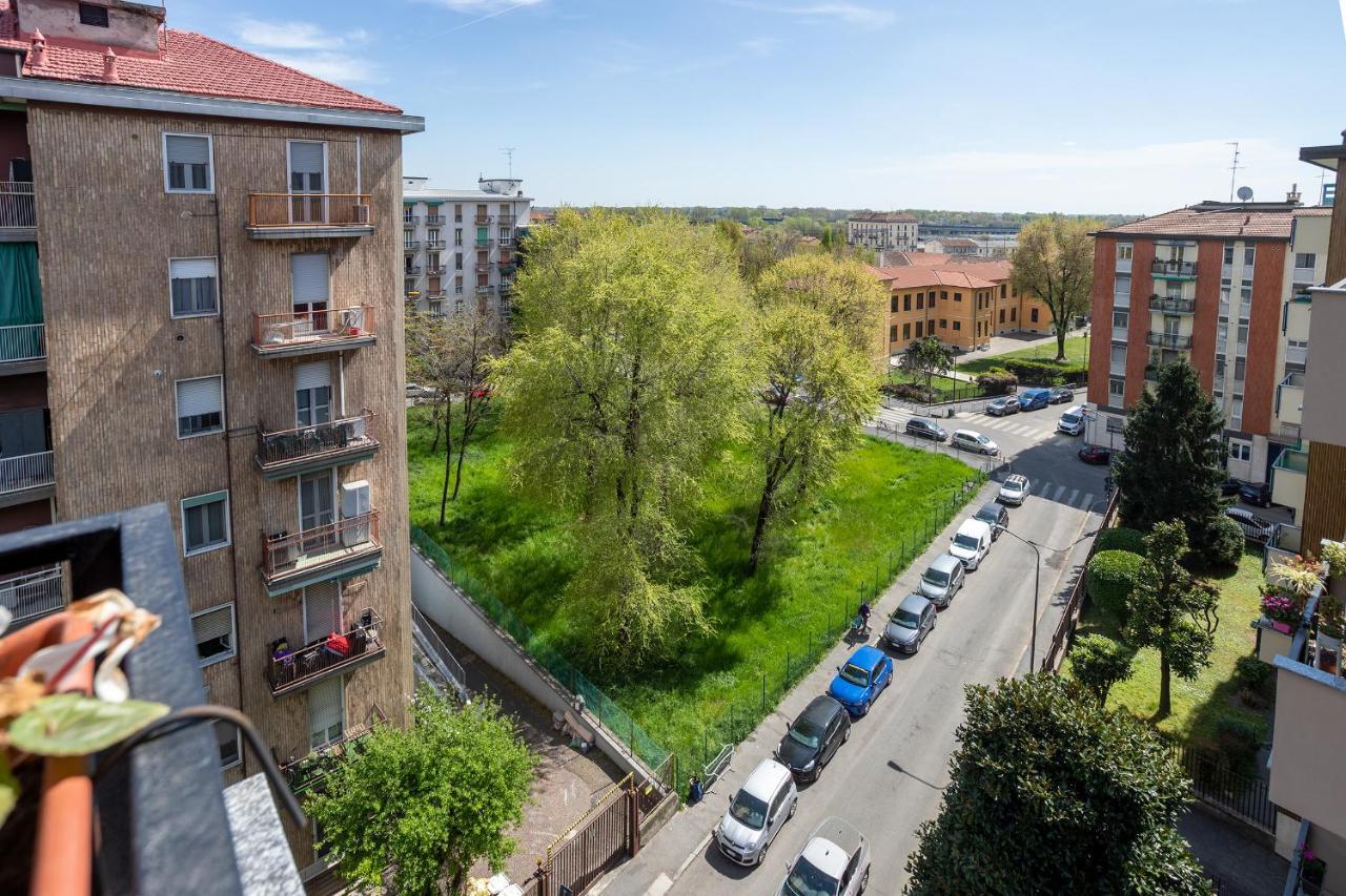 Milano City Apartments - Parking And Comfort - Spacious Apt Up To 8 Pax Exterior photo
