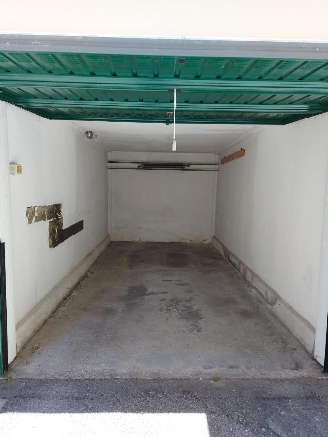 Milano City Apartments - Parking And Comfort - Spacious Apt Up To 8 Pax Exterior photo